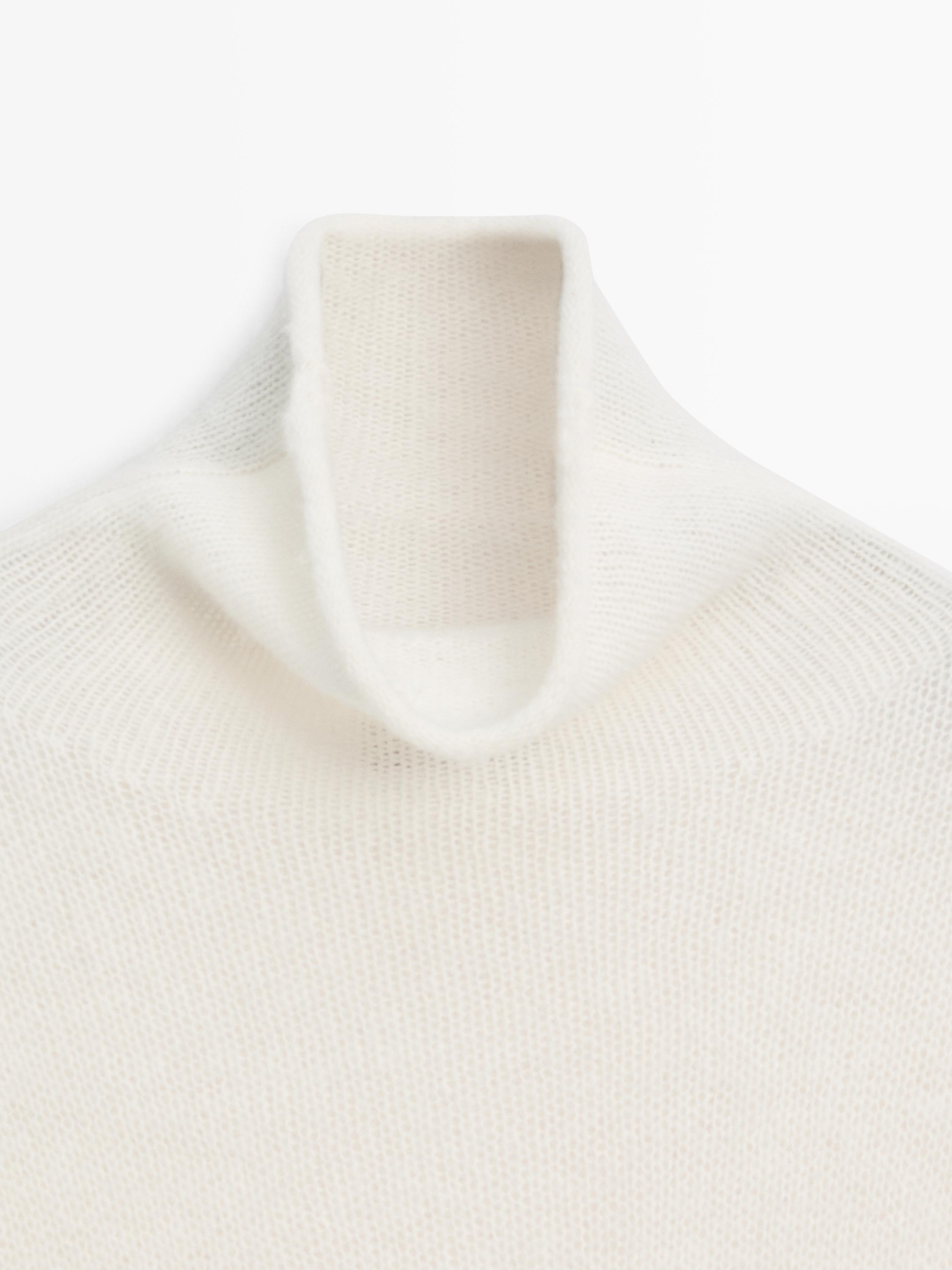Pull en maille 100 % laine à col montant